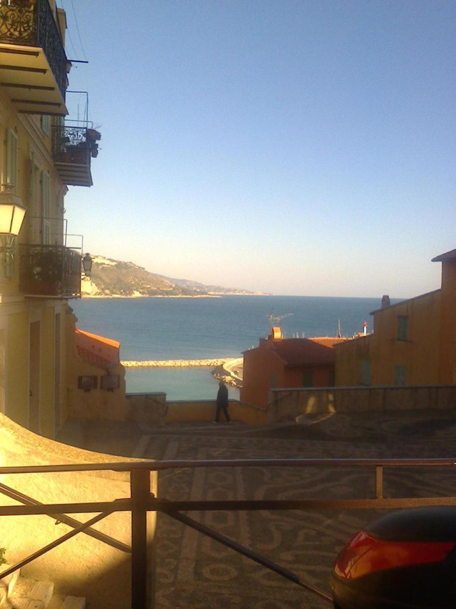 Bilocale Nella Vecchia Citta' Di Mentone Apartment Exterior foto